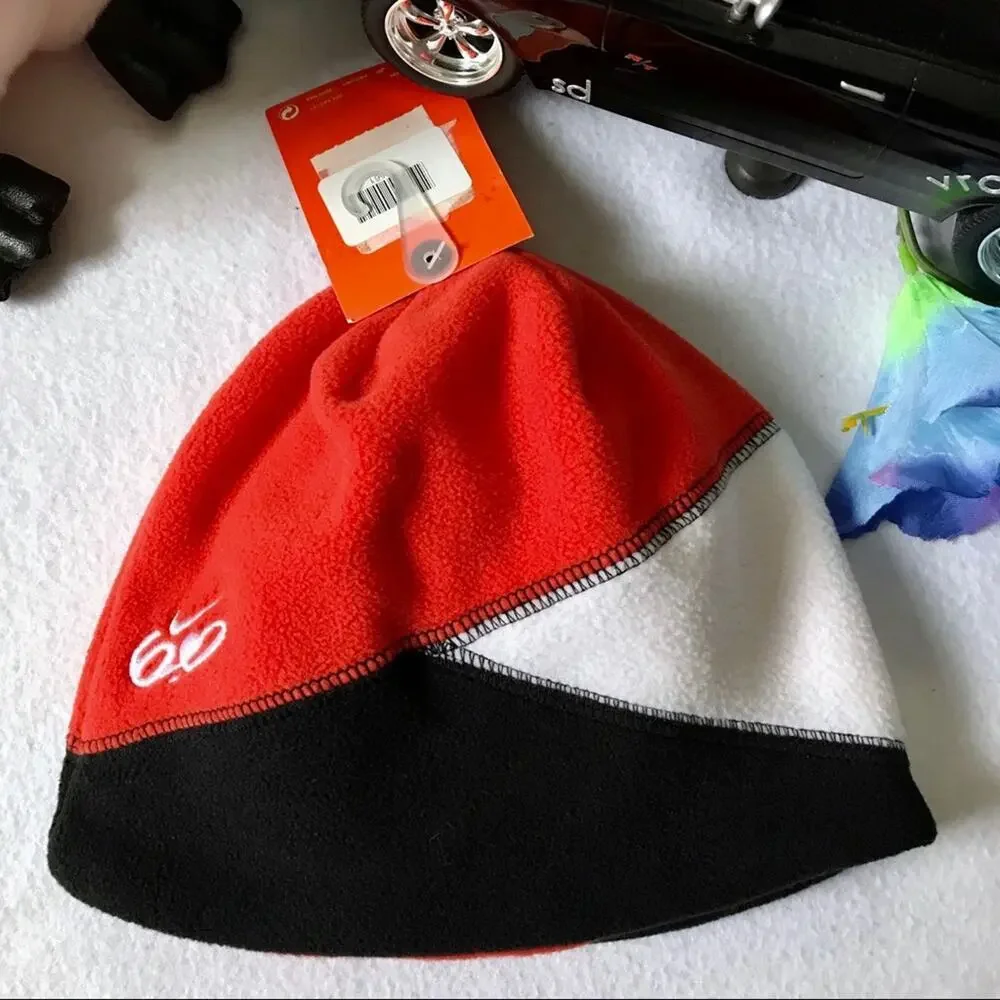 Nike 6.0 NWT Beanie For Youth Unisex 4-7 Years Old